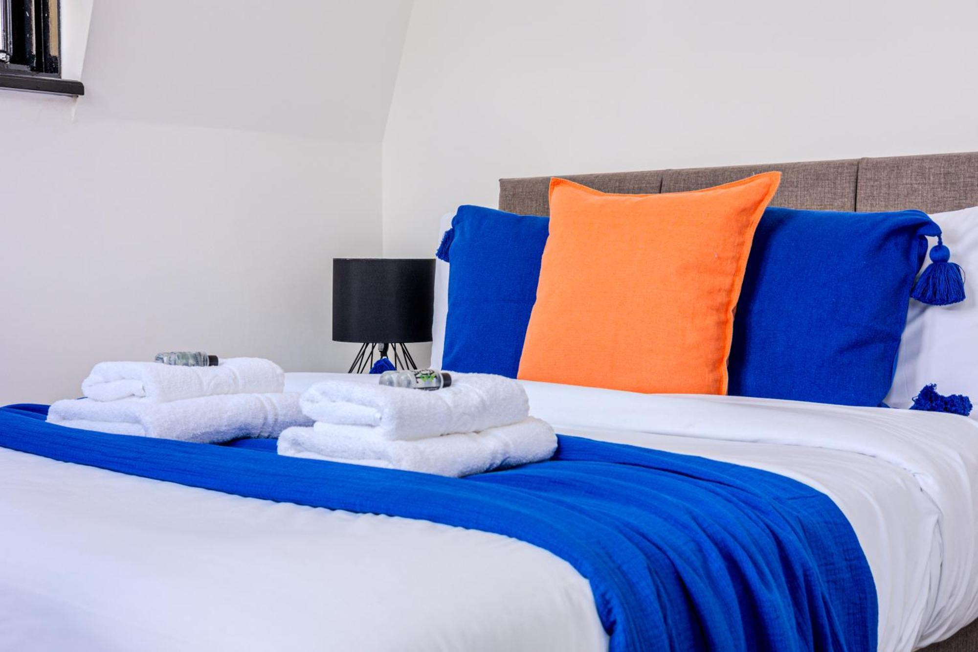 Apartment Langdon Apartments, Bouverie Place London